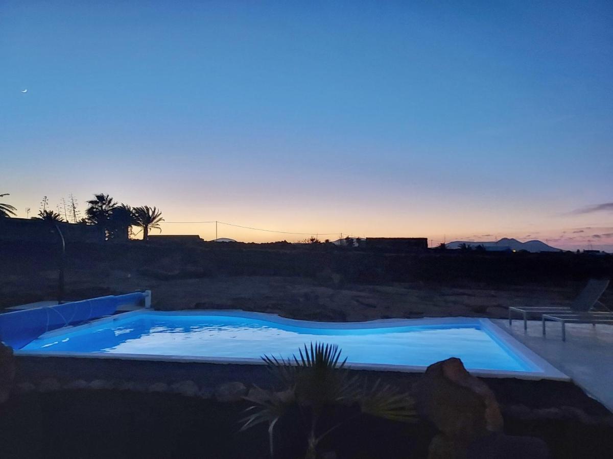 Villa Tabaiba En Lajares Con Piscina Exterior foto